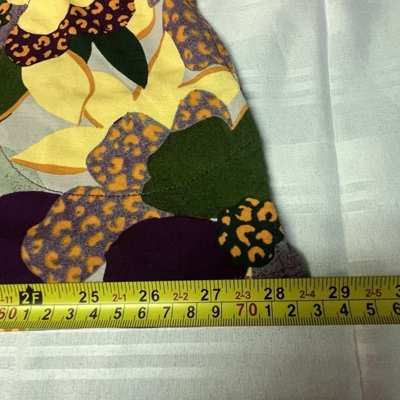 LOGO Lori Goldstein 1X Mixed Media Tunic Top Funky Flowy Bold Feminine Pockets - Picture 12 of 16